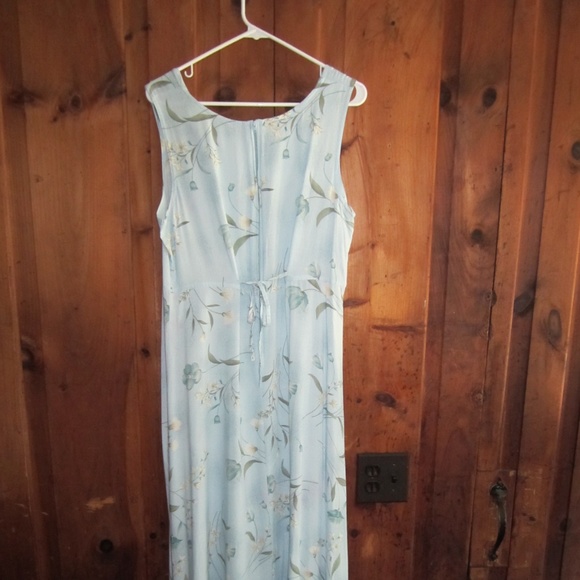 Kathy Lee Collection Dress Blue Floral Size 14 - Picture 2 of 3